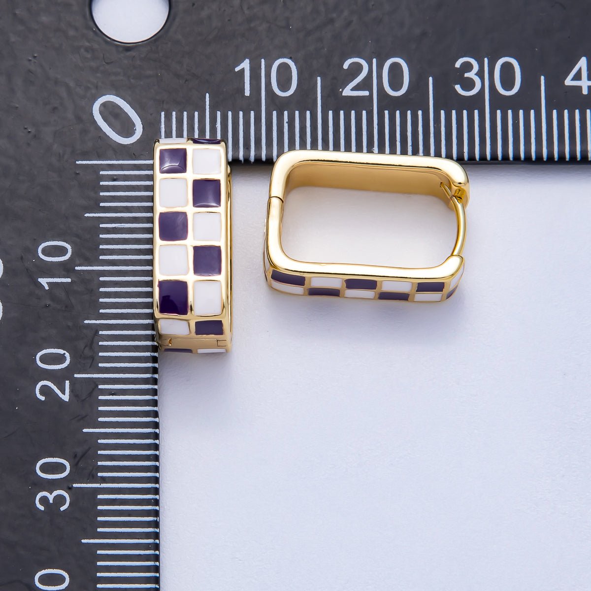 16K Gold Filled 18mm Checkered Enamel Square Huggie Earrings